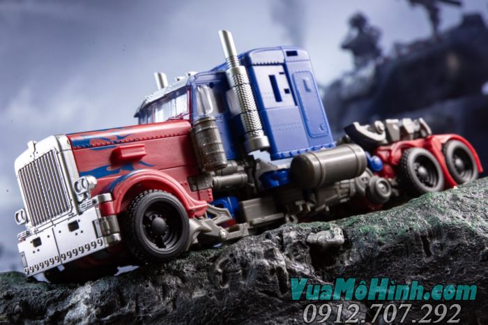 Mô Hình Tranformers Baiwei TW1022 Optimus Prime robot lắp ráp biến hình