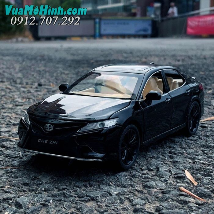 Mô hình xe Toyota Camry tỉ lệ 1/24 Chezhi 