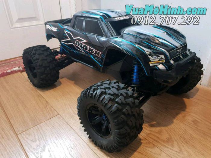 xe địa hình điều khiển từ xa traxxas