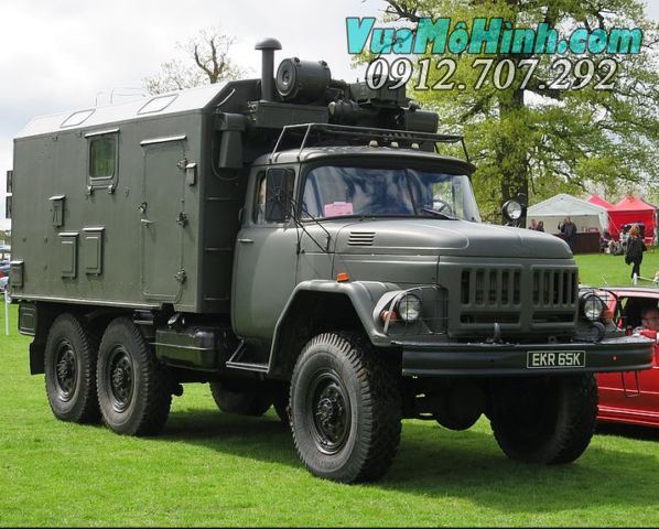 Xe tải quân sự 6 bánh b-36 ural điều khiển từ xa