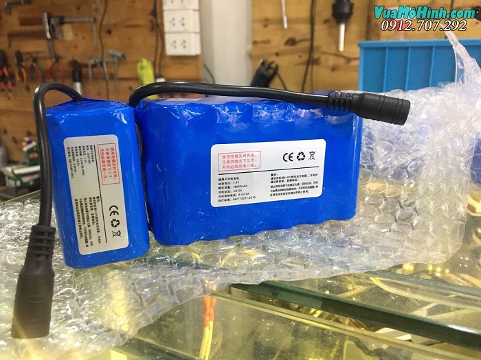 Pin tàu thả thính loại dung lượng cao 2S 7.4V 18000mAh