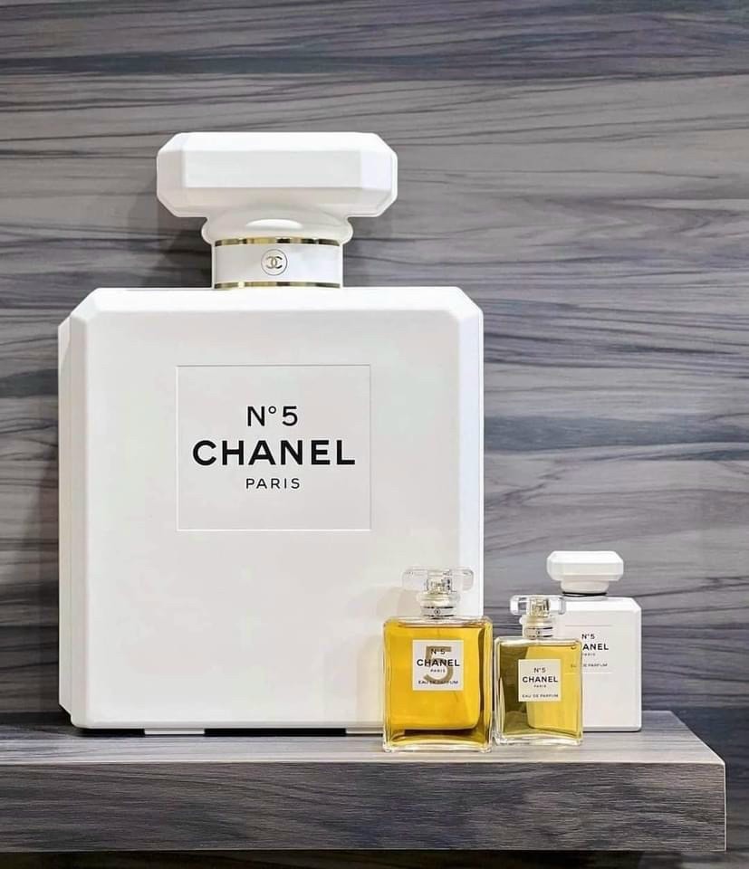 Chanel N5 Holiday Limited EDP  Pazuvn