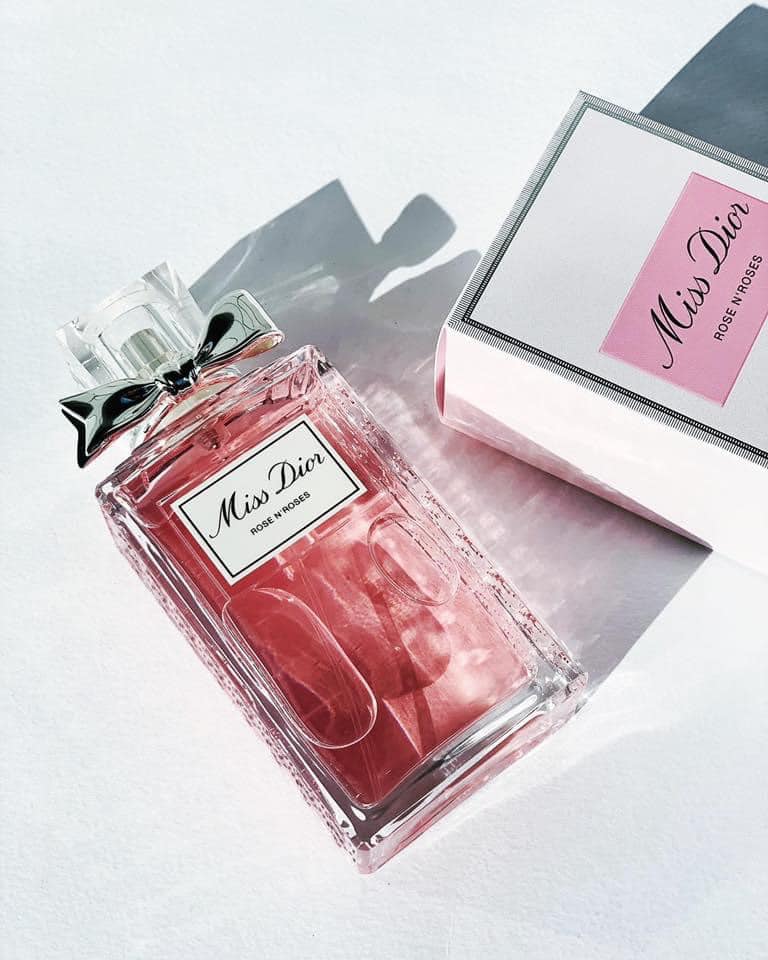 roses and roses miss dior