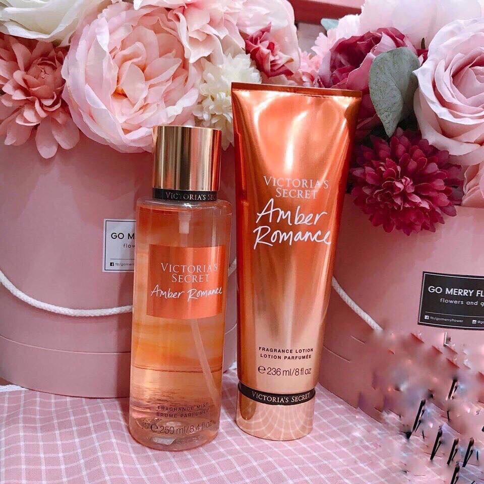 SÉT DƯỠNG THỂ VICTORIA’s SECRET AMBER ROMANCE