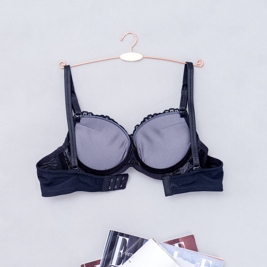 【 TARA】Samuel Áo Ngực Ren Siêu Nâng Đài Loan Mút Lót Vải Nanobon Viền Ren Cánh Buồm Lưng ( Màu Da )