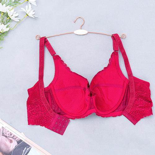 Áo ngực Đài Loan Samuel COSMO Ren Mút Mỏng Nguyên Ngực