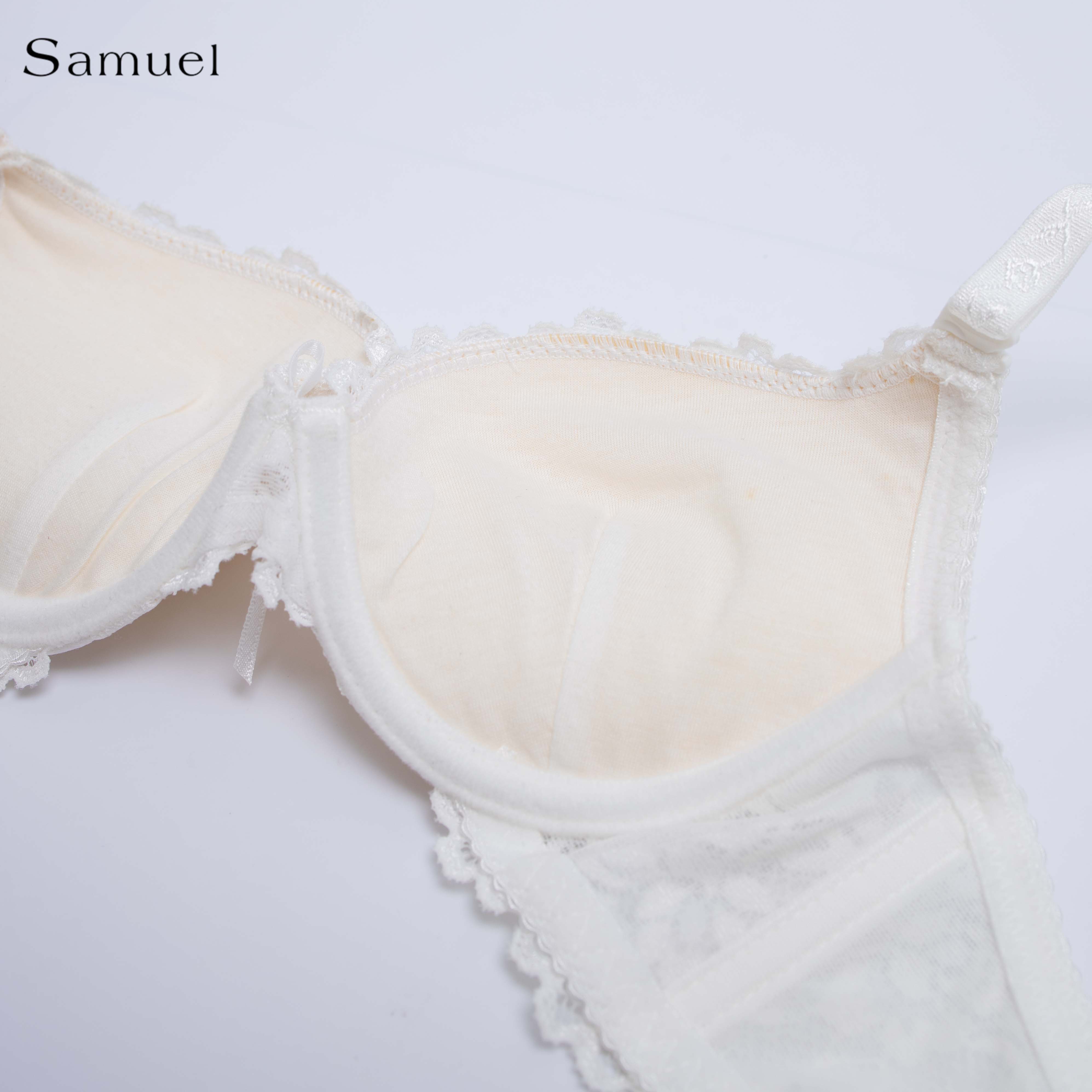 Áo ngực Nguyên ngực Không viền Đài Loan Samuel MYRA 6629