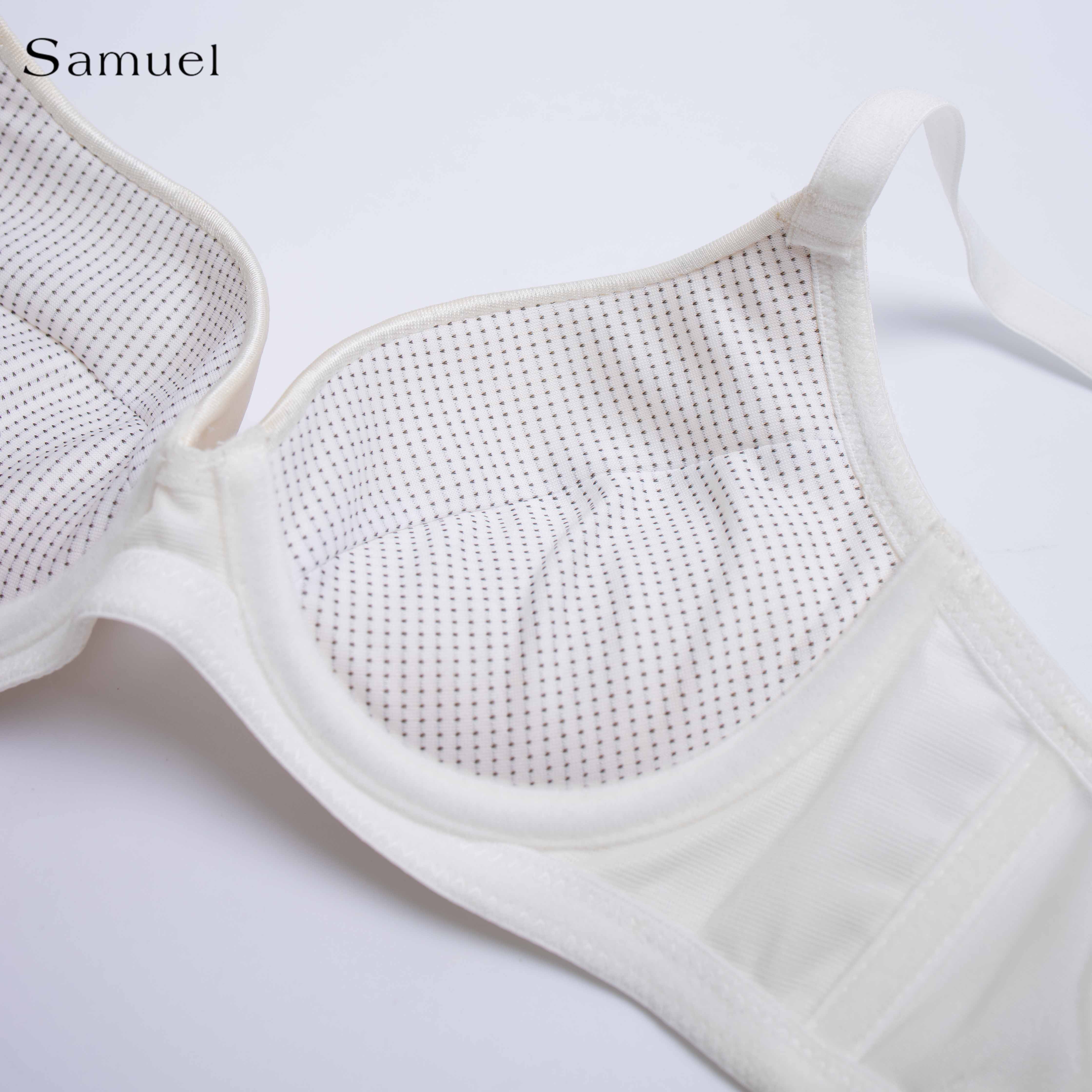 Áo Ngực Satin Trơn Bảng Lưng Nhỏ Mút vừa Đài Loan 9058