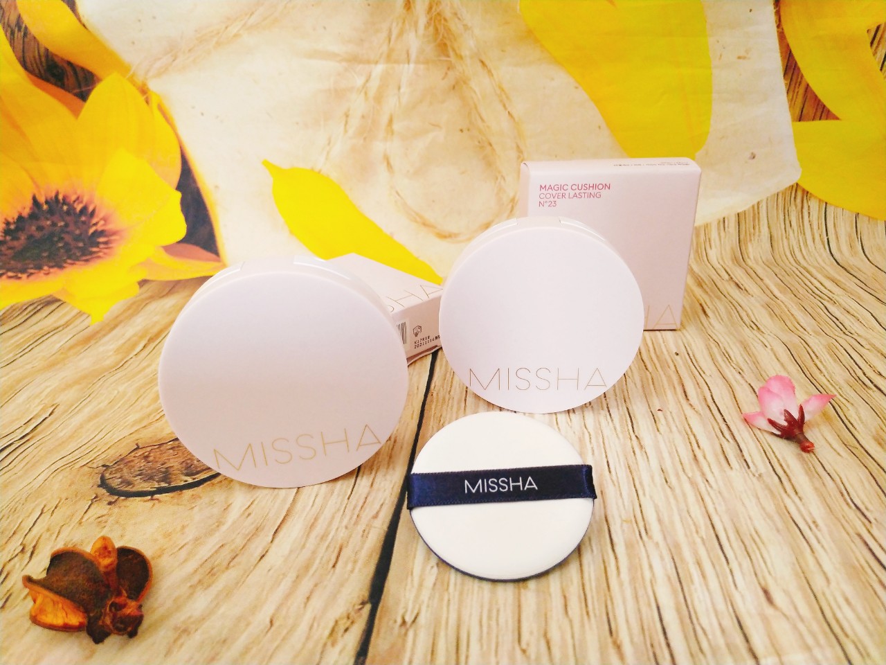 Kết quả hình ảnh cho Cushion Missha Magic Cushion Cover Lasting N23