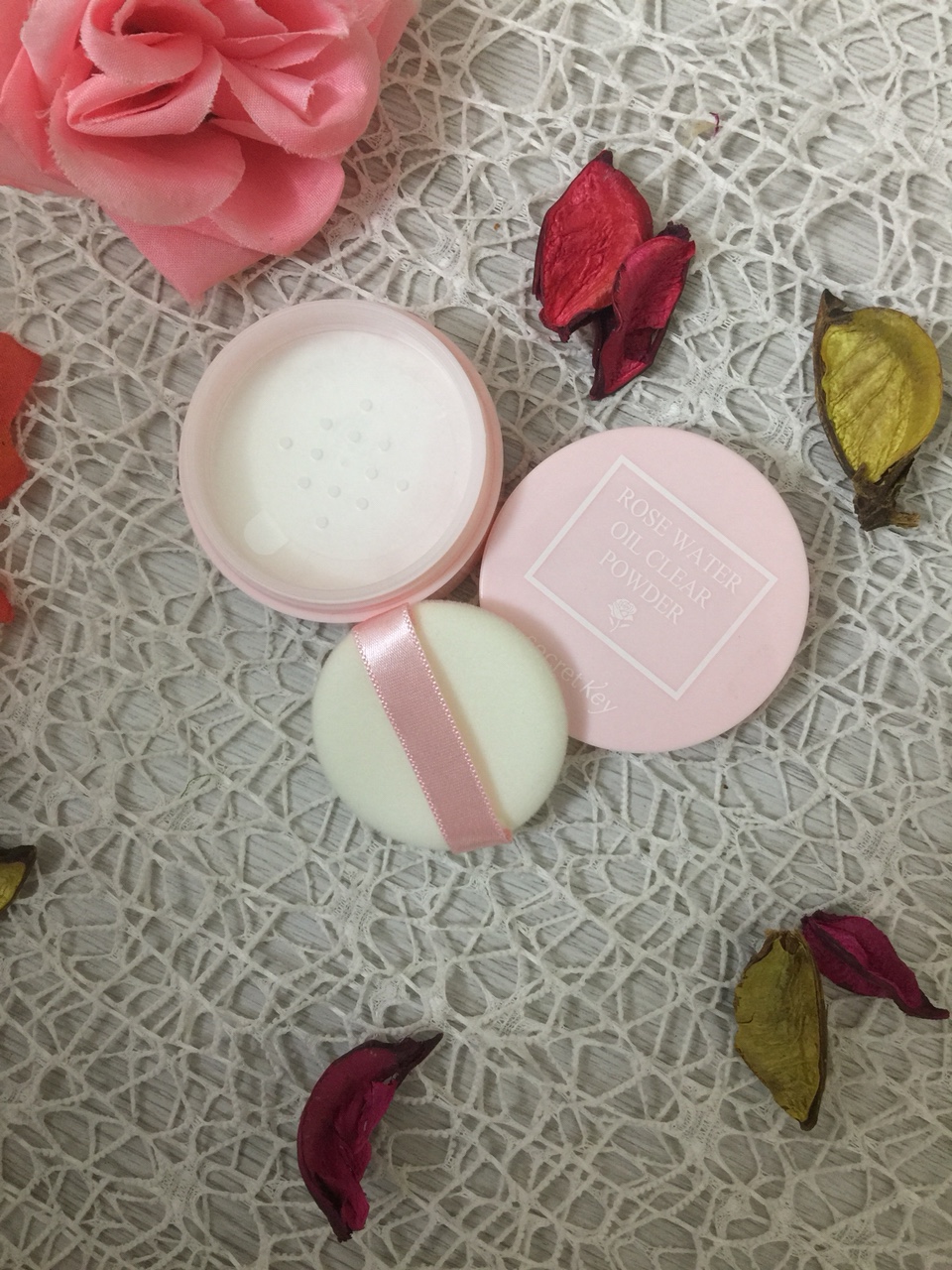 Kết quả hình ảnh cho Secret Key Rose Water Oil Clear Powder review