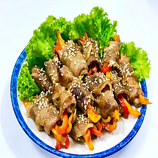 Ba Chỉ Bò Cuộn Ớt Chuông Áp Chảo - Hải Sản Kỳ Hà