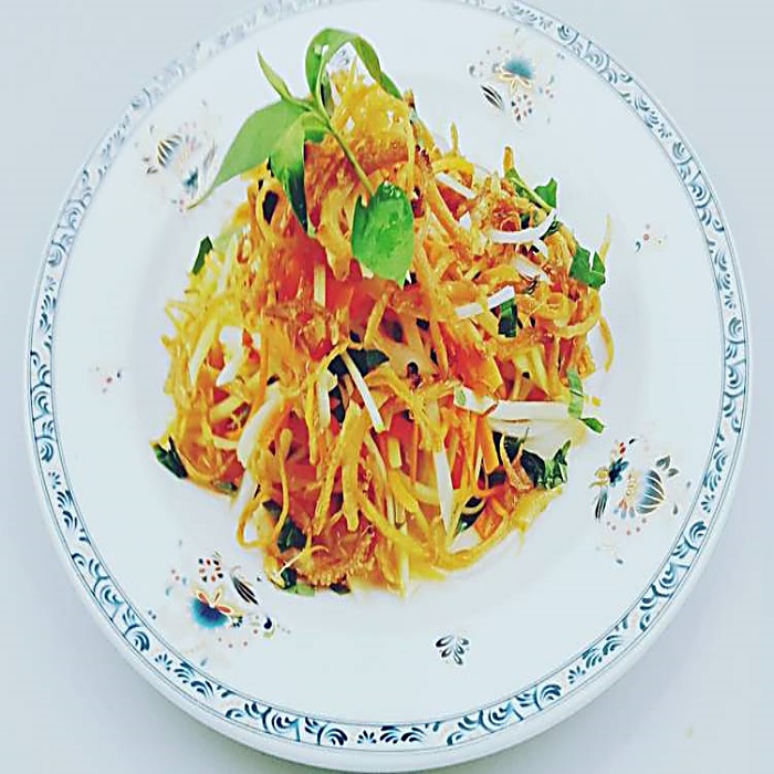 Gỏi xoài khô mực chiên Hải Sản Kỳ Hà
