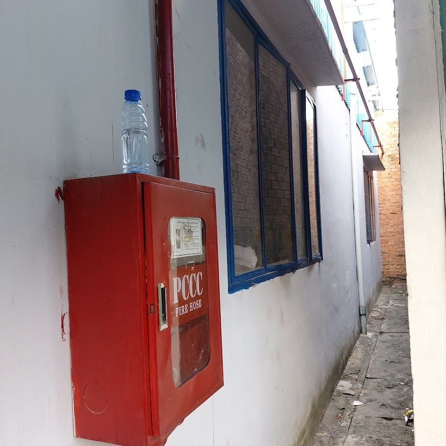 Hộp vòi chữa cháy PCCC gắn tường