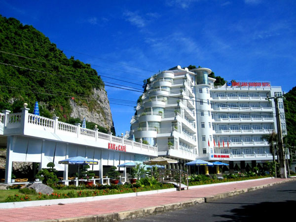 Khách Sạn Hùng Long Harbour