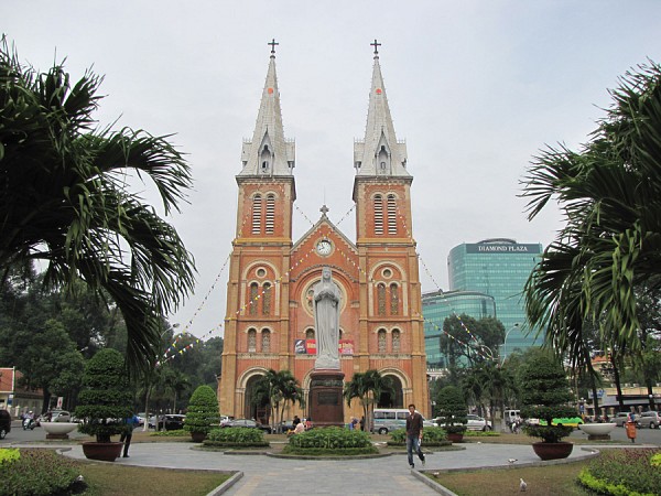 Hạ Long - Hồ Chí Minh – Hà Nội