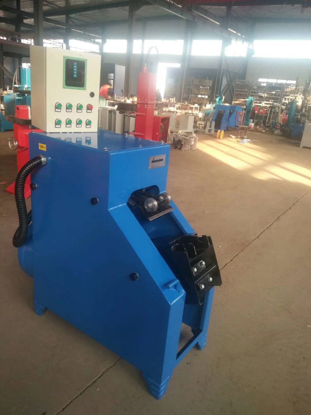 GIỚI THIỆU MÁY PHÁ MÁ PHANH - MÁY ĐỤC BỐ THẮNG XE TẢI