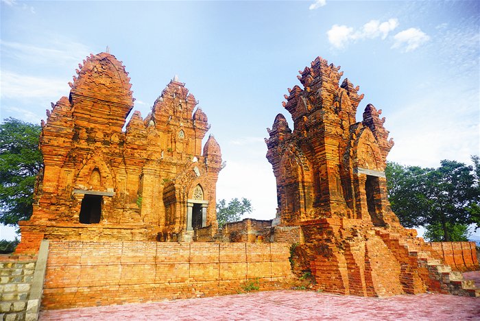 Huyền bí tháp Chàm Ninh Thuận
