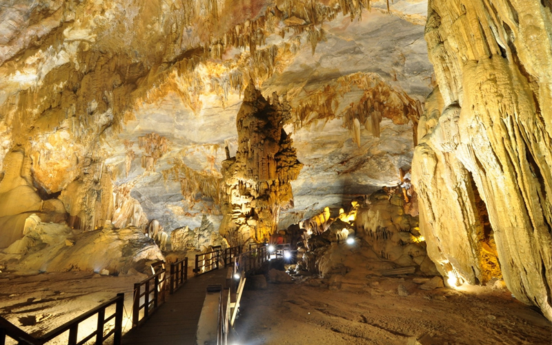 Là người Việt, nhất định bạn phải tới 4 hang động này một lần trong đời