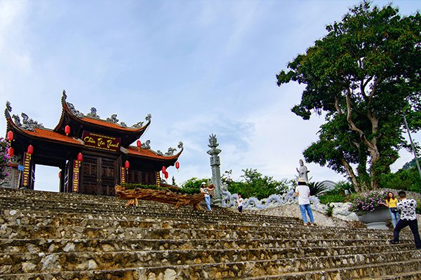 Nét đẹp chùa Tân Thanh nơi biên giới