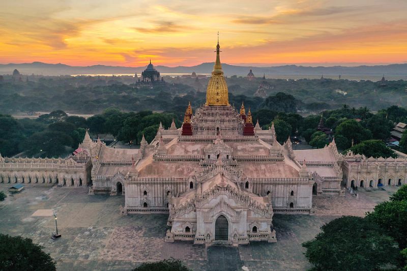 Đền Ananda, đỉnh tháp ngàn năm của xứ Bagan huyền thoại nước Myanmar