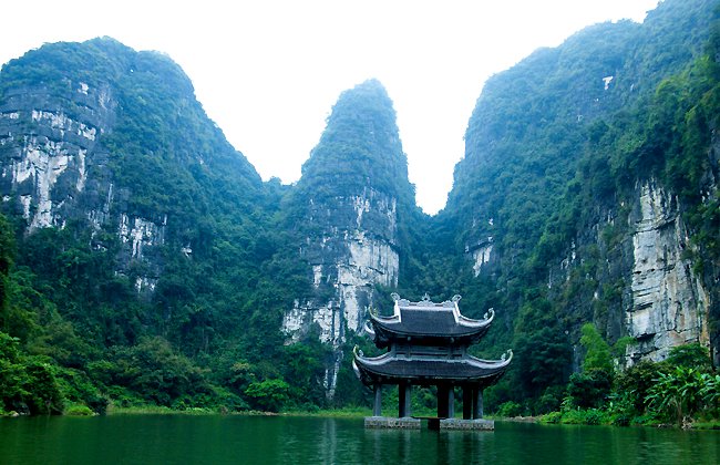 Ba điểm đến nổi tiếng cho một ngày du ngoạn Ninh Bình