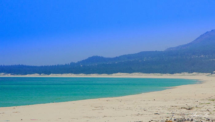 Bãi biển Từ Nham Phú Yên: Nơi bình yên ‘chữa lành mọi nỗi đau’