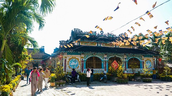 Bên trong ngôi chùa tồn tại xuyên 3 thế kỷ ở Sa Đéc
