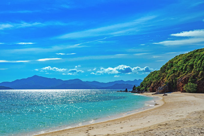 20 bãi biển hoang sơ, 'nước xanh như pha mực'