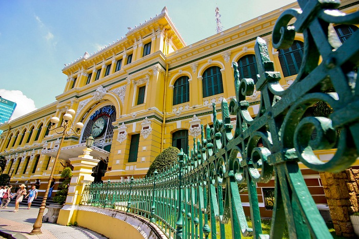 Khám phá những công trình kiến trúc cổ ở Sài Gòn được check in nhiều nhất