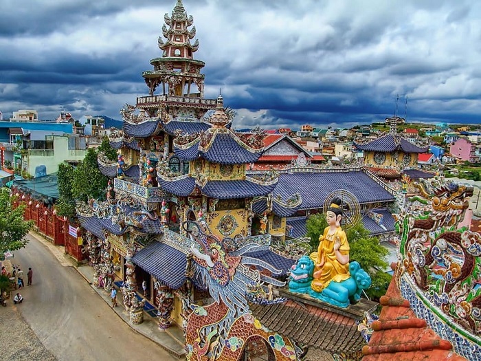 Ngôi chùa ve chai Linh Phước Đà Lạt sở hữu hàng loạt kỷ lục gì của Việt Nam và thế giới