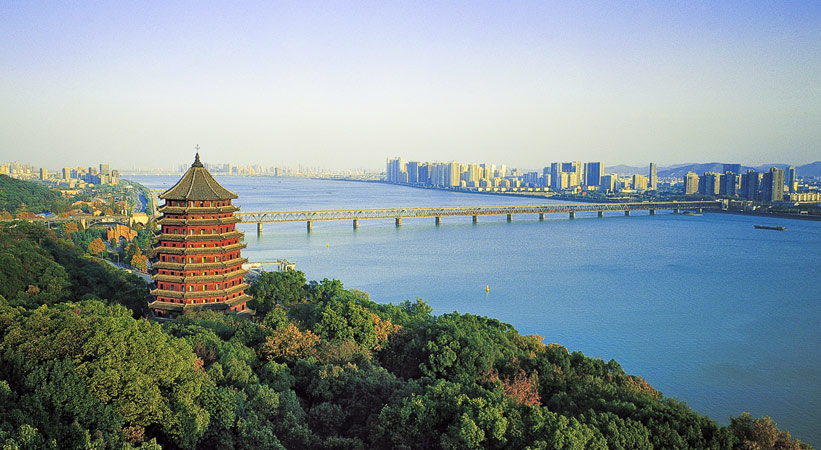 Đến thăm thành phố đẹp nhất thế giới tại Trung Quốc