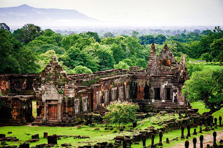 Khám phá đền Wat Phou - Danh thắng cổ xưa nằm ở núi Voi nước Lào