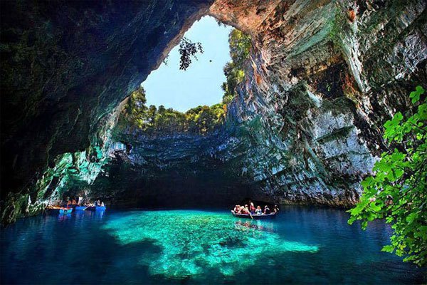 Hang động tiên nữ hoang sơ, đẹp ngỡ ngàng ở Yên Bái