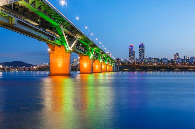 Choáng ngợp sự sang chảnh như mơ ở quận giàu bậc nhất Seoul