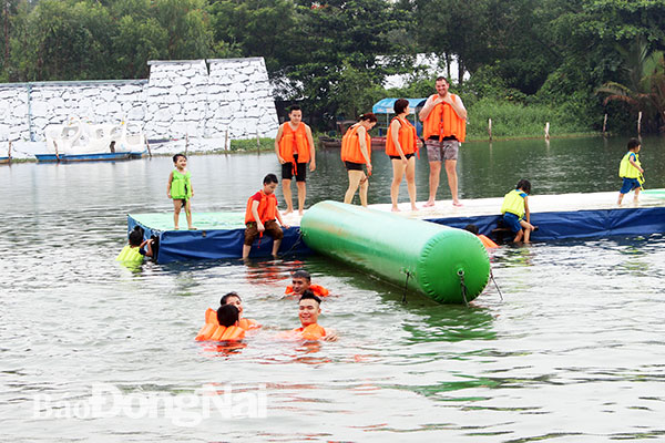 Về Nhơn Trạch ''chơi sông nước, ăn đặc sản''