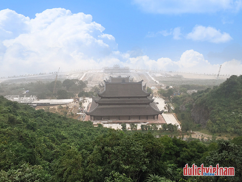 Ngôi chùa “dang dở” vẫn thu hút hàng nghìn lượt khách du lịch mỗi ngày