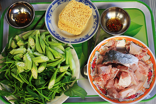 Lẩu cá chẽm, món dân dã trên đảo Thạnh An