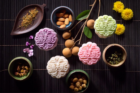 Có gì khác biệt trong mâm cỗ Trung thu của các nước châu Á?