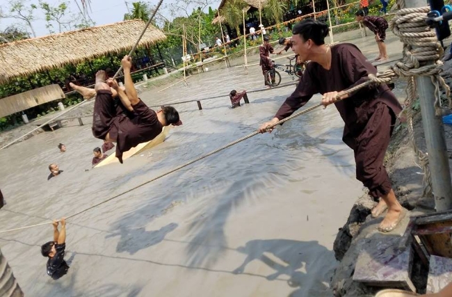 Điểm đến mới thu hút bạn trẻ Tây Đô đến xả stress cuối tuần