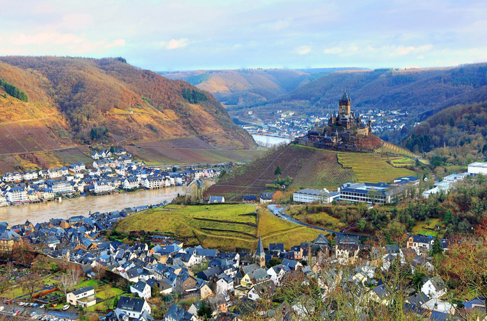 Những ngôi làng cổ tích dọc thung lũng Moselle Đức