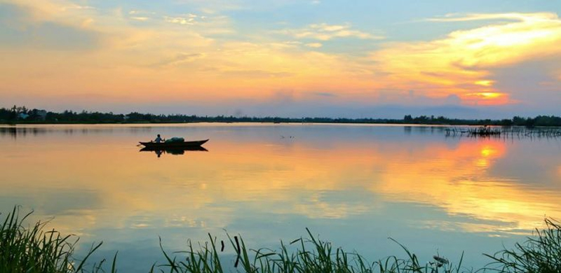 Những dòng sông đã đi vào lịch sử Việt Nam