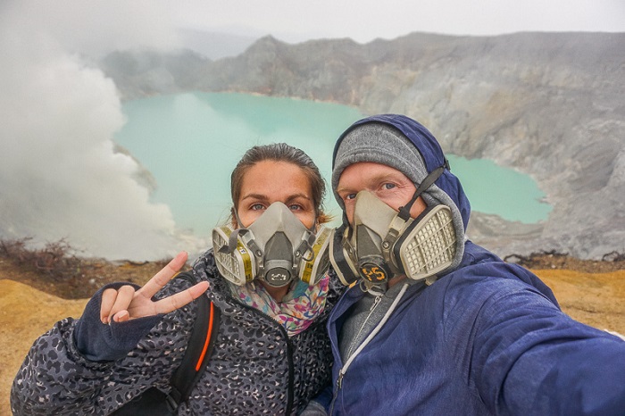 Du lịch Indonesia: Hành trình trong đêm khám phá núi lửa xanh Kawah Ijen