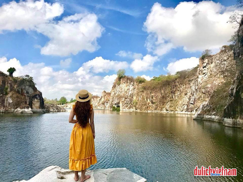 Khu du lịch Núi Sập “tiểu Hạ Long” ở An Giang