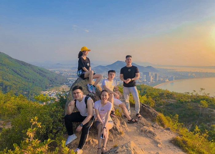 Phát hiện view 'sống ảo' có thể ngắm toàn cảnh thành phố Quy Nhơn