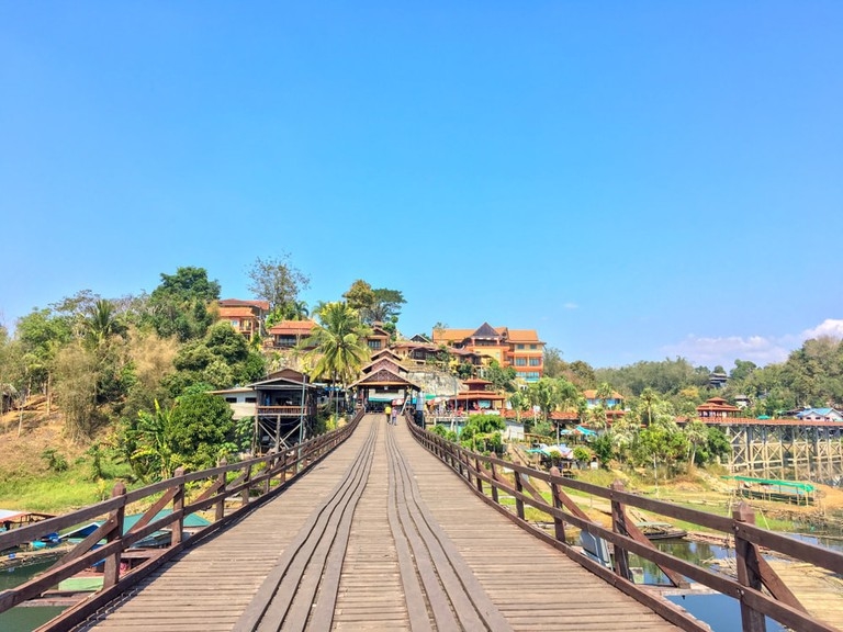 Top 10 ngôi làng đẹp như tranh vẽ tại Thái Lan - Xứ sở Chùa Vàng