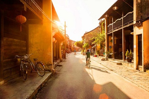 Hội An bình yên mỗi sớm mai