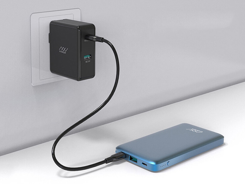 Hướng dẫn từng bước cách sạc pin dự phòng khi mới mua về đúng cách