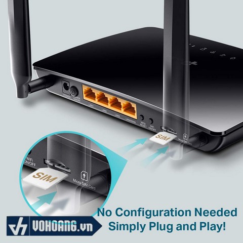 Tháo và lắp lại sim để đảm bảo kết nối tốt với cục phát wifi 4G.