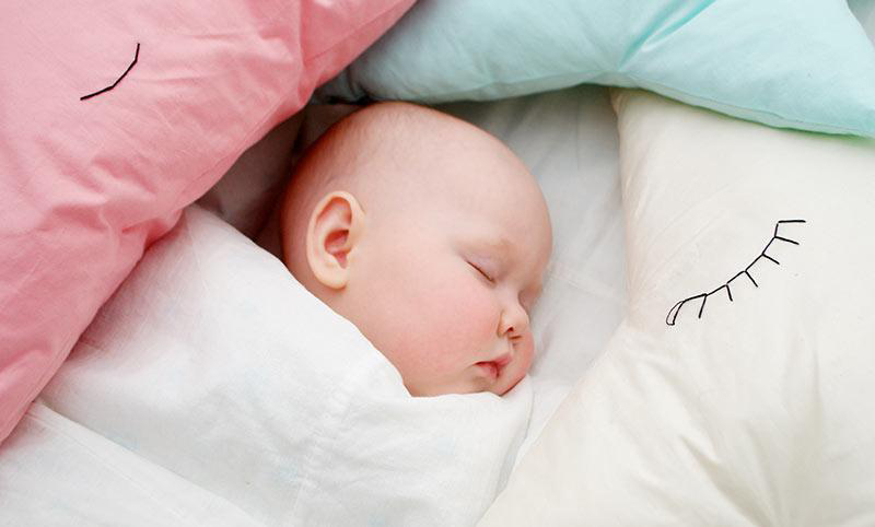 Mẹo giúp bố mẹ cho trẻ ngủ ngon giấc