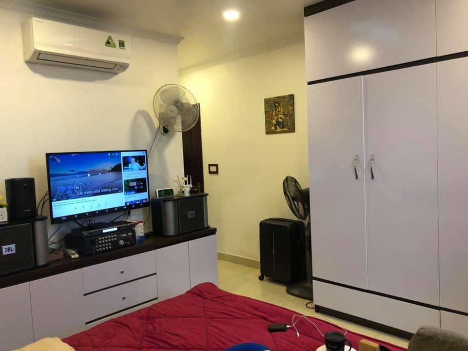 xuong-noi-that-dong-tu-quan-ao-go-cong-nghiep-tai-ha-noi